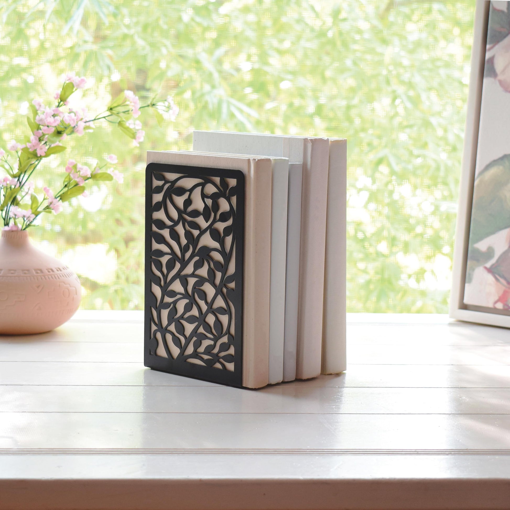 CNK Book Ends for Shelves - Metal Holders for Home Office Heavy Books, Shelf Stoppers, Decorative