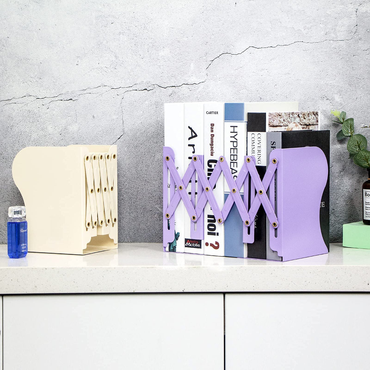 Aobopar Adjustable Metal Book Ends for Shelves Brown