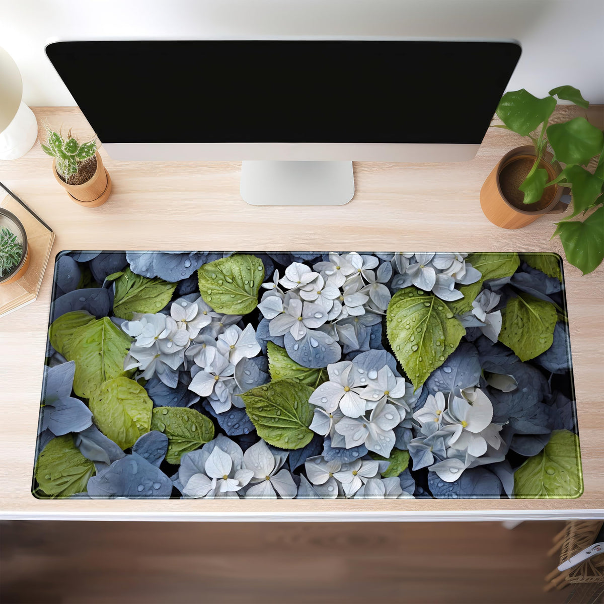 Large Desk Mat Hydrangea Floral Extended Gaming Mouse Pad, Keyboard Mouse Mat for Office & Home