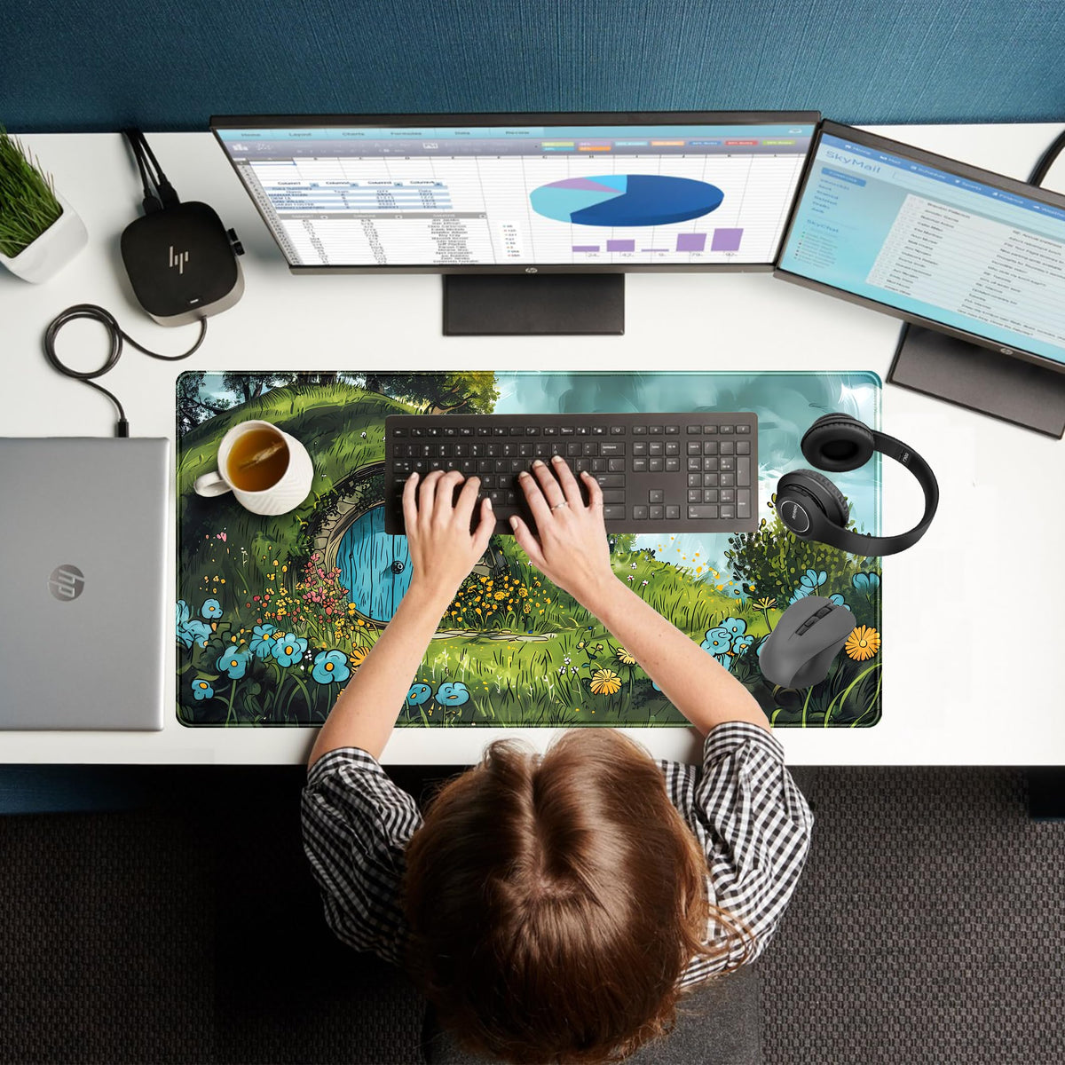 Cute Landscape Cartoons Desk Mat Aesthetic Gaming Mouse Pad XXL Large Extended Green Sage Desk Pad