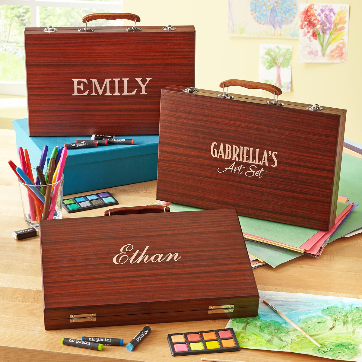 Let's Make Memories Personalized 80-Piece Deluxe Art Set - for Kids - Wood Carrying Case - Oil