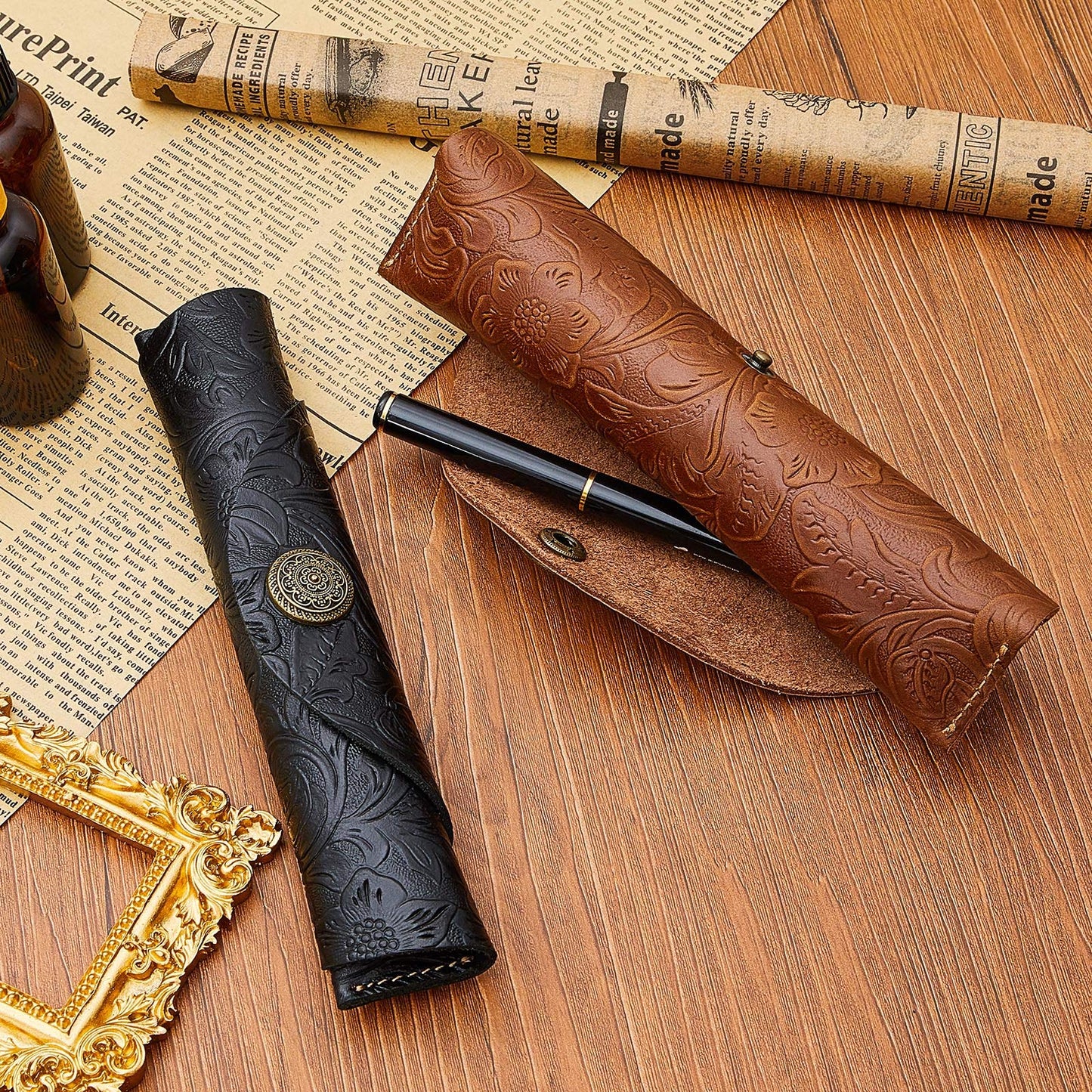 Zonon 2 Pieces Vintage Handmade Leather Pen Case Carved Roll Leather Pen Holder for School Home