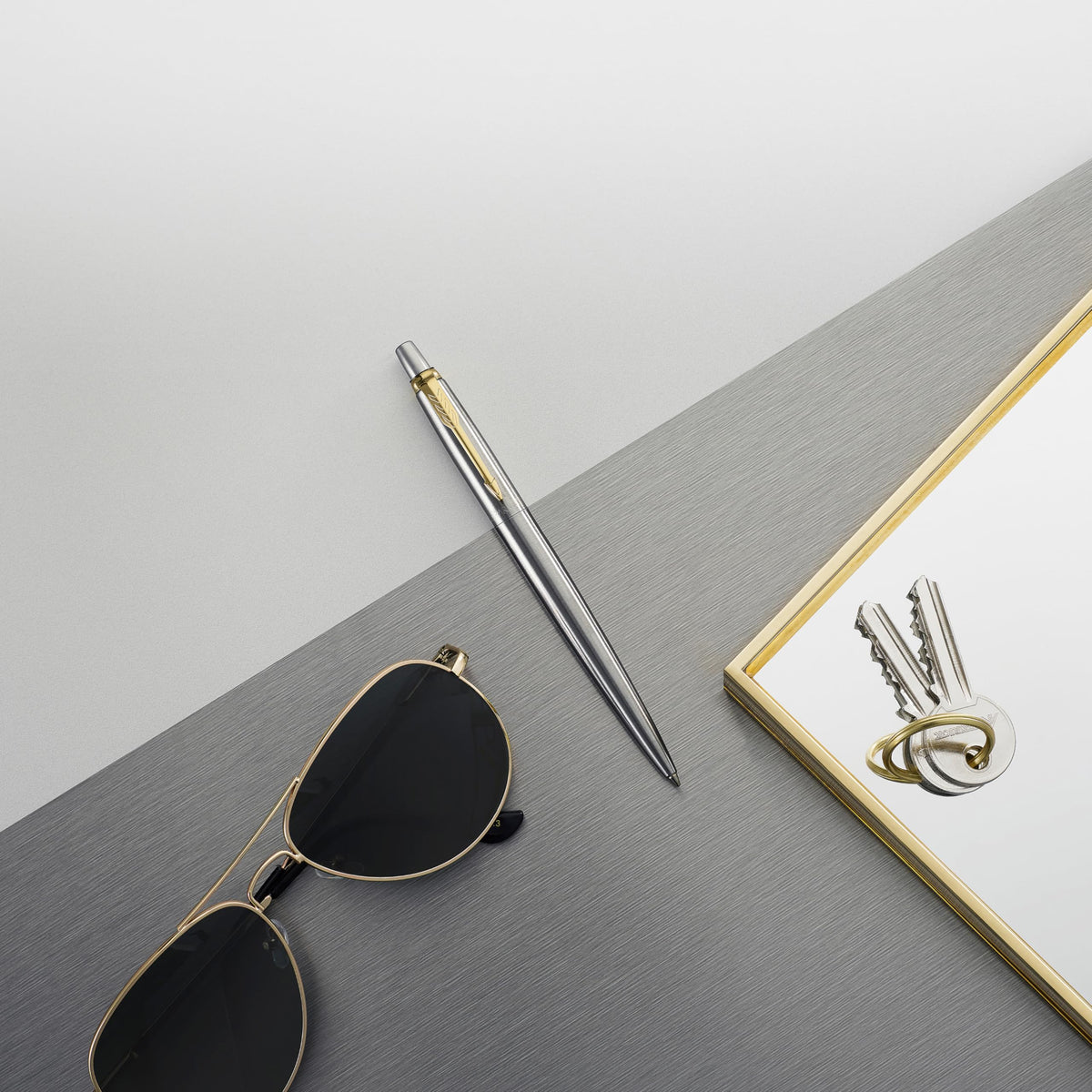 Parker Jotter Duo Gift Set with Ballpoint Pen & Fountain Pen, Stainless Steel with Gold Trim, Blue