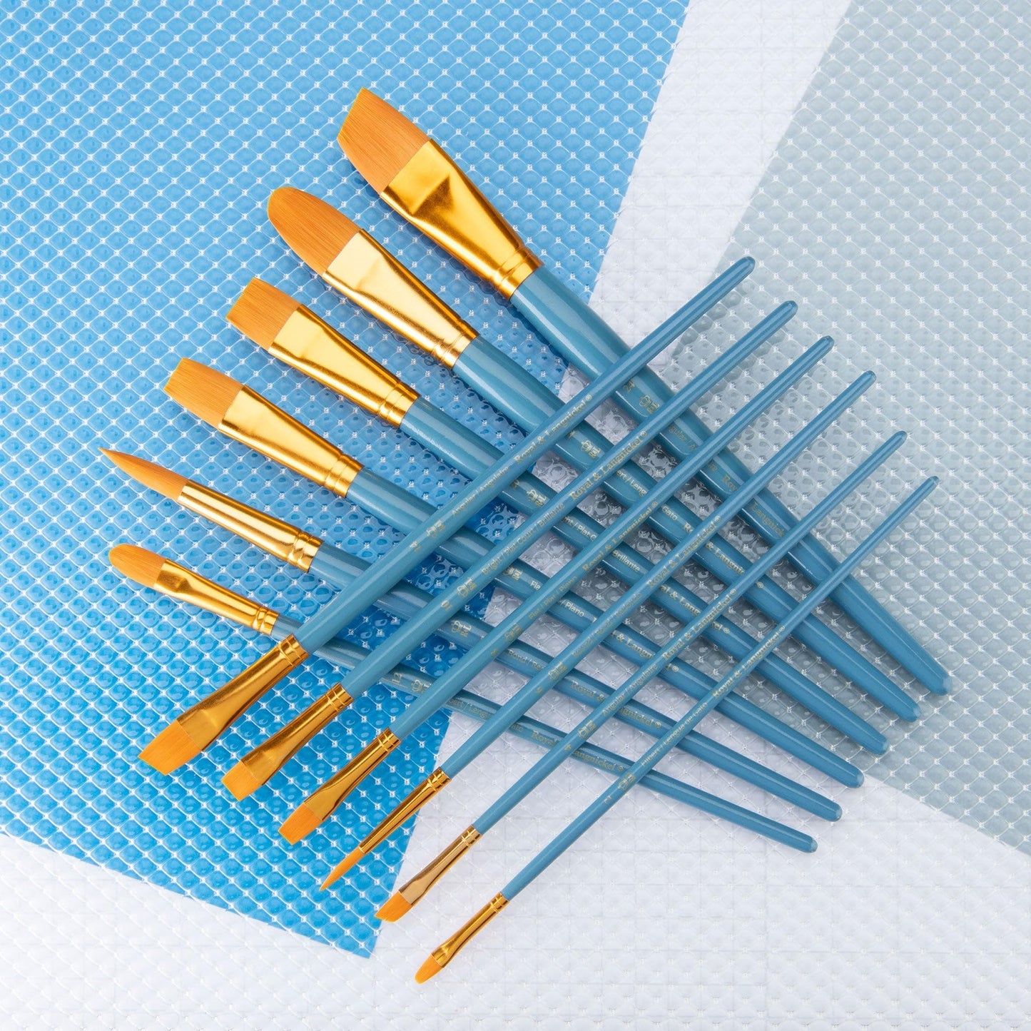 Royal Brush Manufacturing Royal and Langnickel Zip N' Close 12-Piece Brush Set in Vinyl Pouch