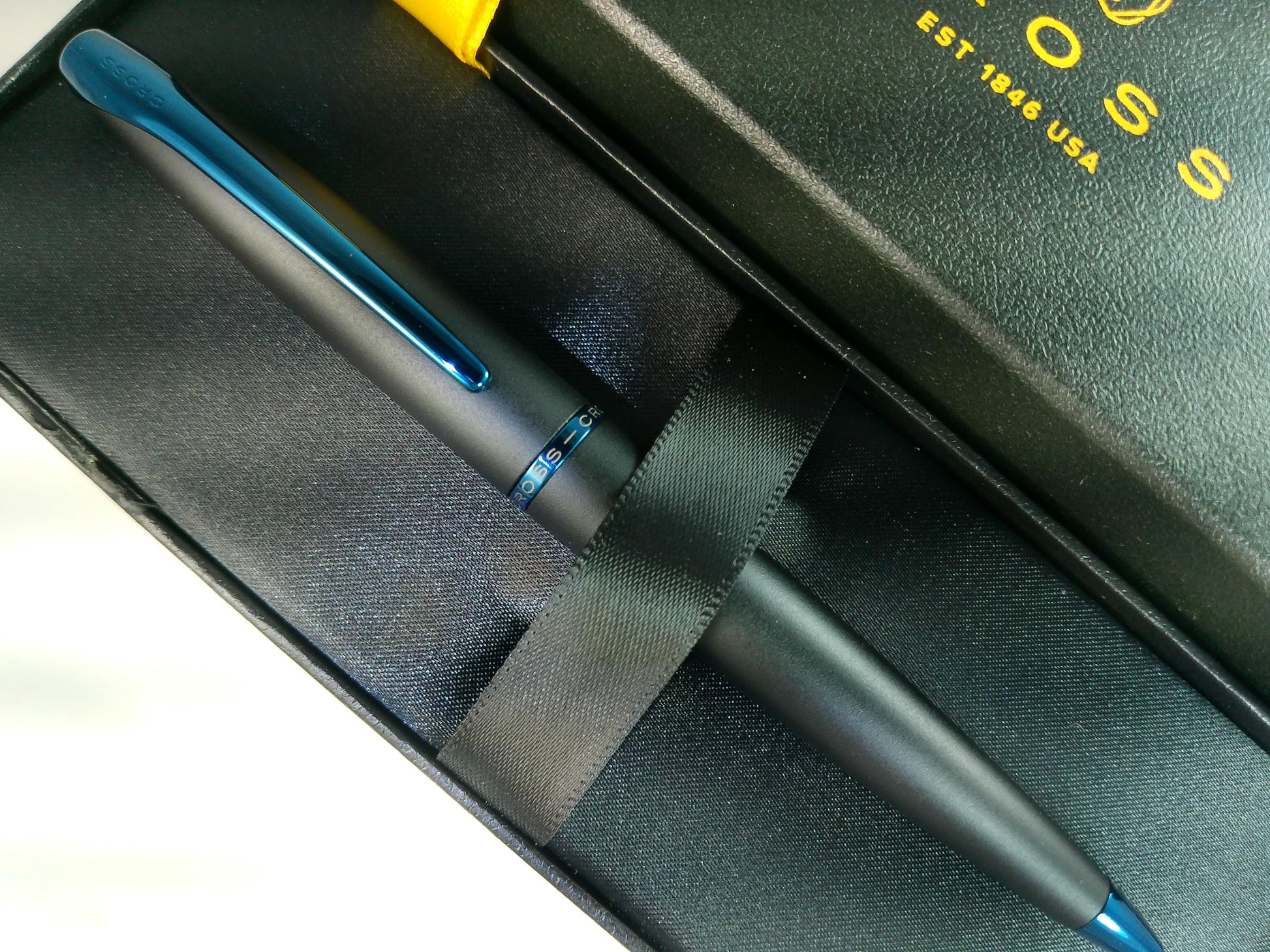 Cross ATX Refillable Special Edition Basalt black Ballpoint Pen signature blue PVD clip, finial
