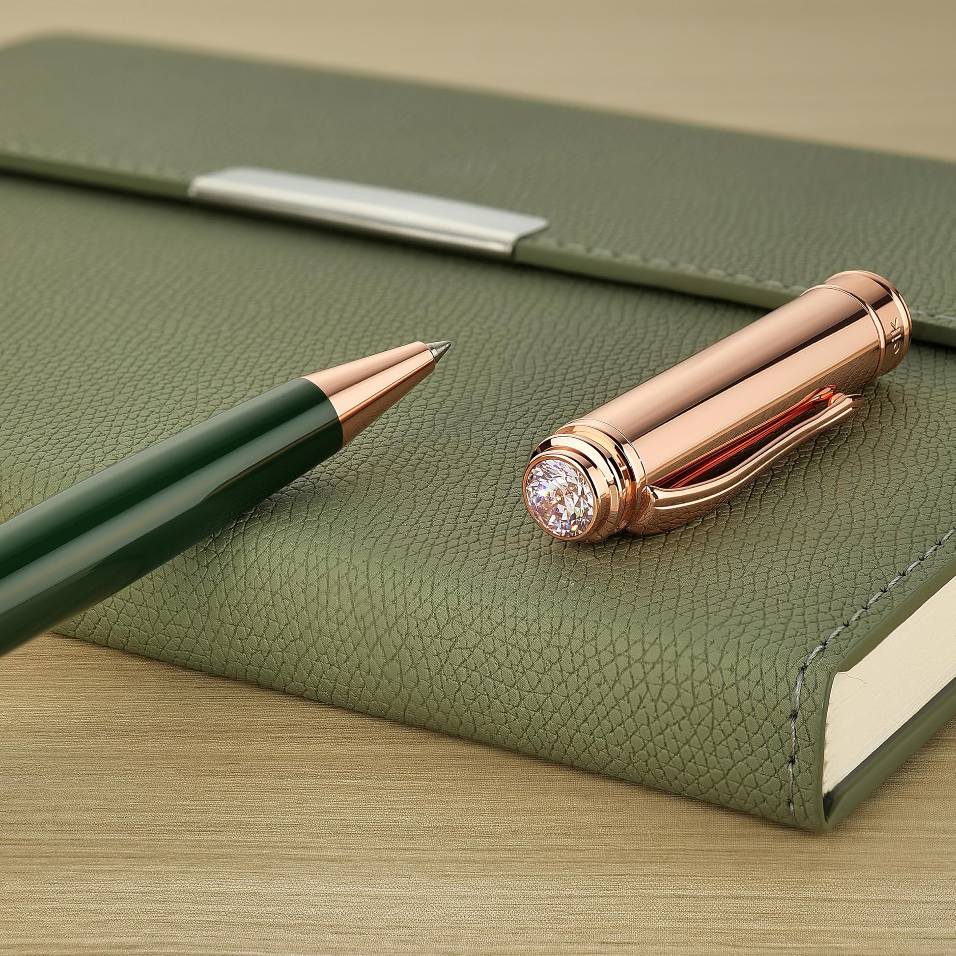 MCNTEIK Luxury Gel Pen, Top Set With 8mm Brilliant Diamond,Dark Green Pen Body,Attractive Rose Real
