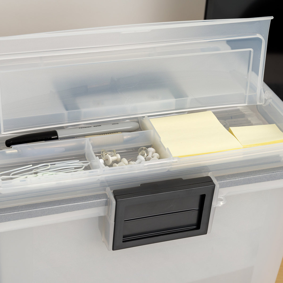 IRIS USA 19 Quart WEATHERPRO Plastic Office Storage Portable Letter Size File Box with