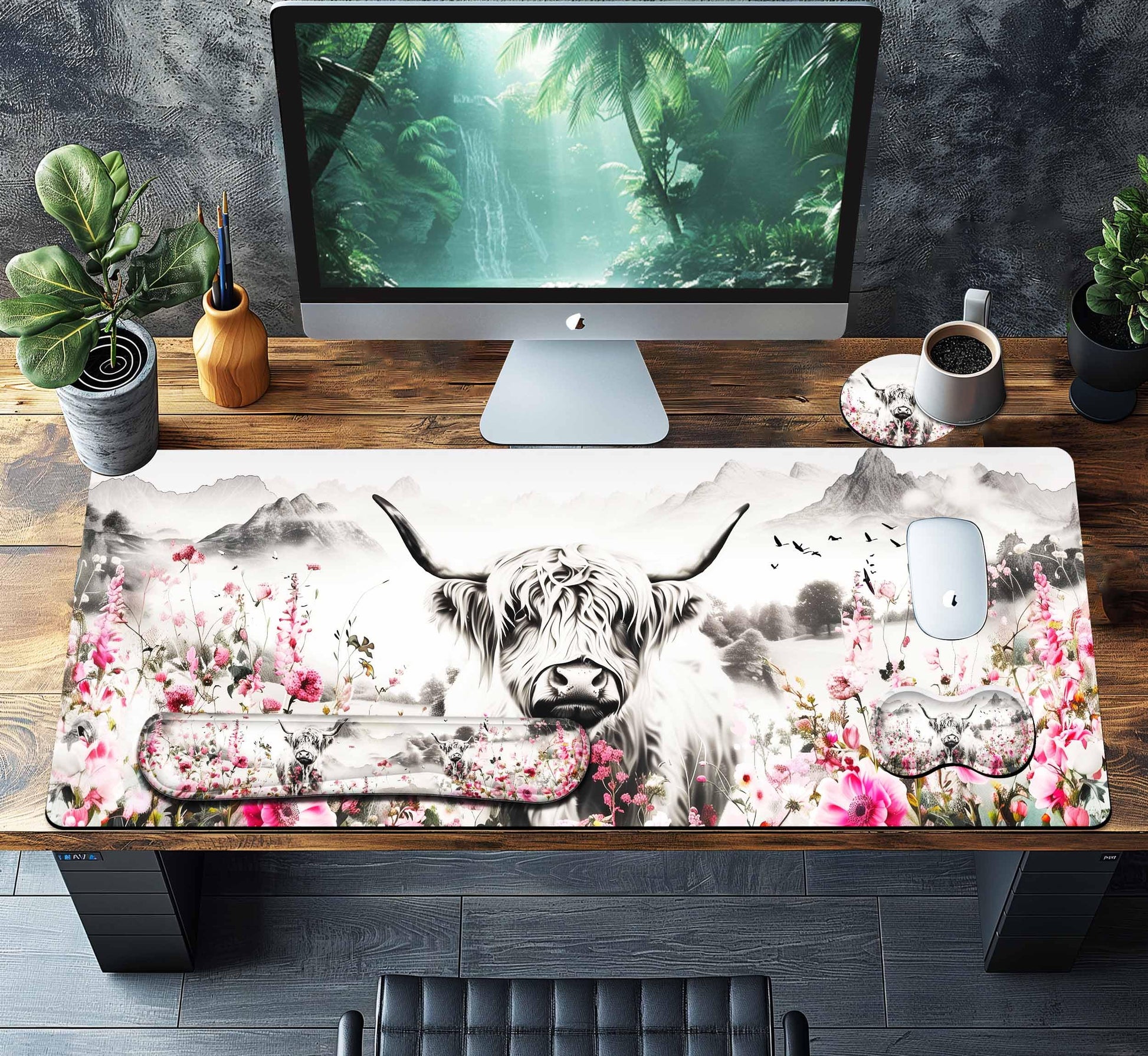 HaoSiTeck 4-Piece Extended Large Mouse Pad Set for Women Men with Highland Cow Design Includes 35.4