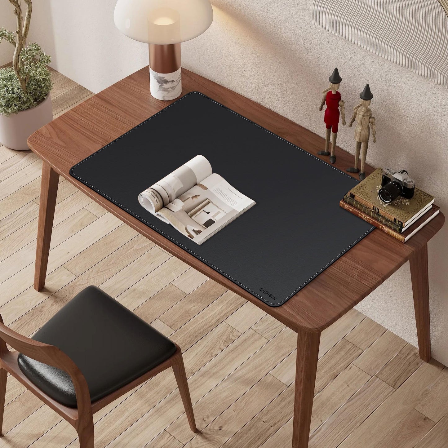 Chihein 32" x 20" Desk Mat with Cork & PU Leather, Dual Sided Desk Pad, Waterproof Computer Desk