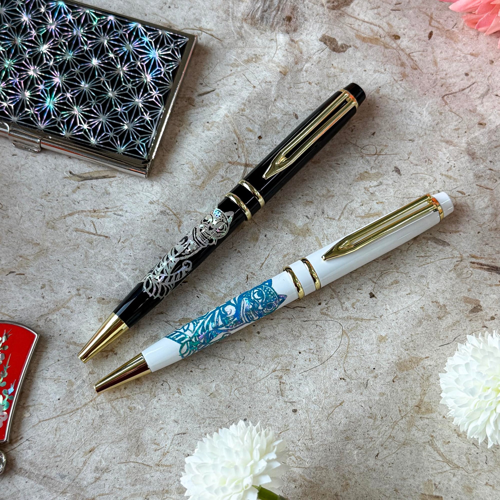 Nacreh Inlay Mother of Pearl Design Handmade Ballpoint Pen Retractable Executive Gift Rollerball
